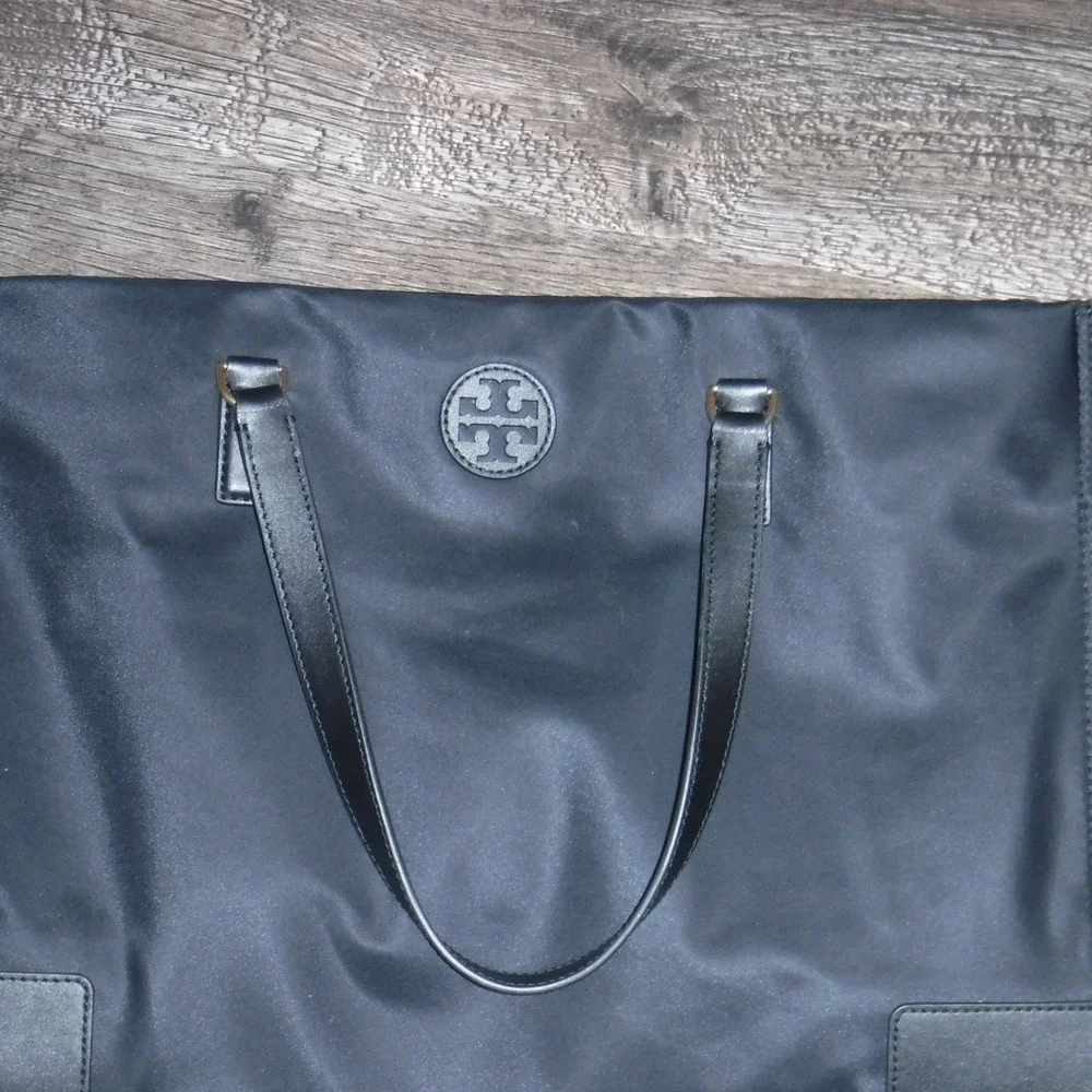Tory Burch Black Nylon Tote Bag Purse Handbag Designer Minimalist‎